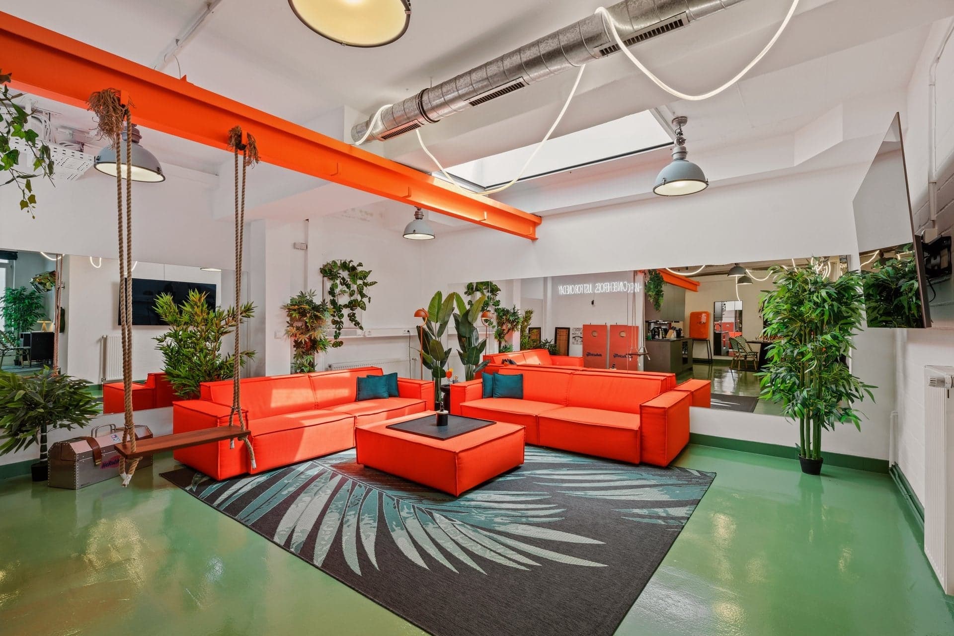 Urban-Jungle-Loft
