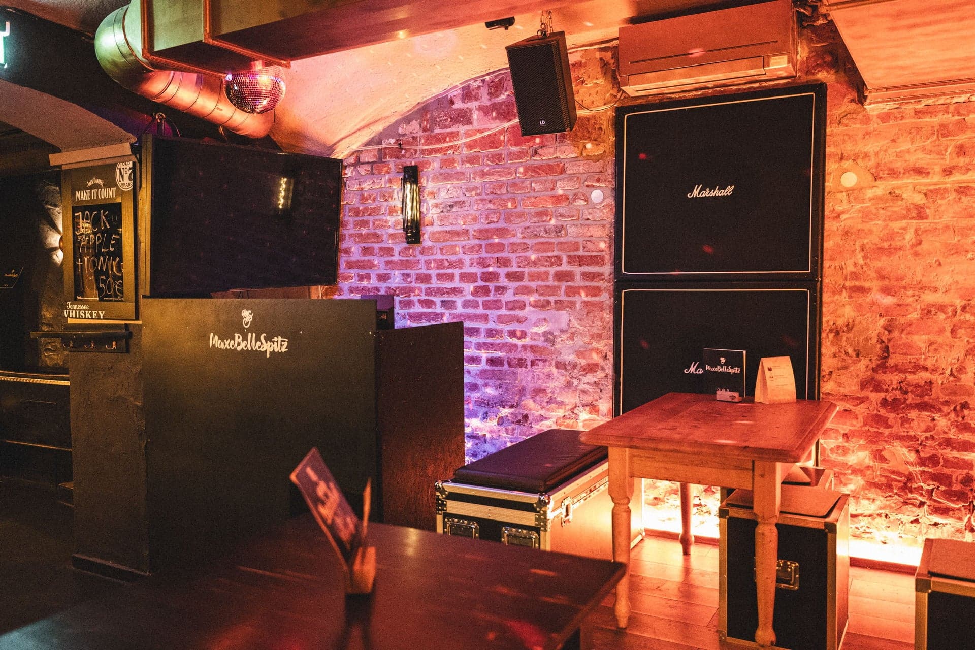 Rock-’n’-Roll-Kellerbar